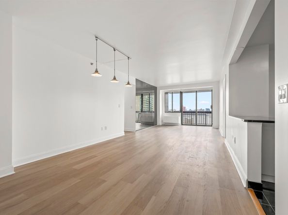 45 River Dr South 2714, Jersey City NJ 07310