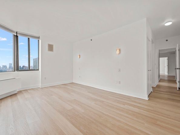 45 River Dr South 2714, Jersey City NJ 07310