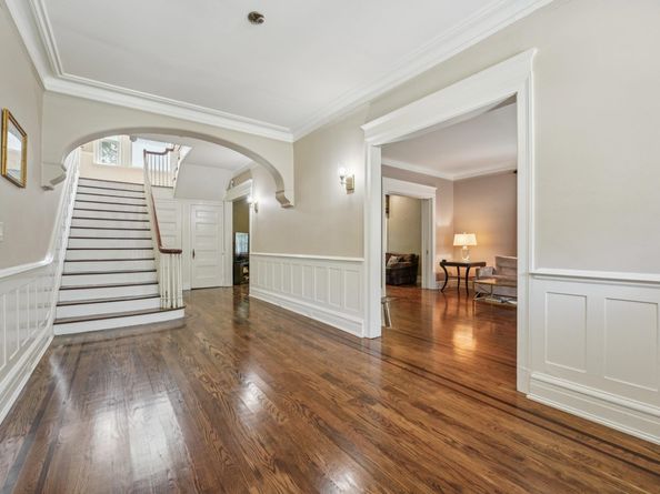 191 Hillside Ave, Englewood NJ 07631