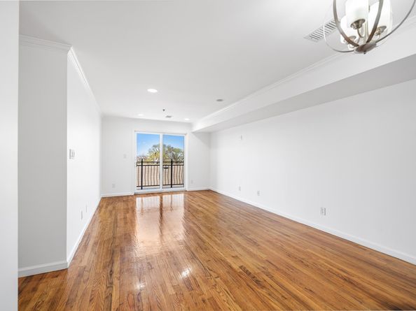4401 Smith Ave 1B, North Bergen NJ 07047