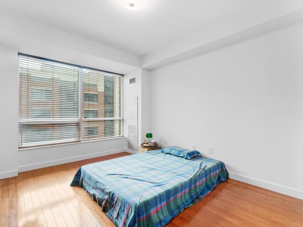 1 Shore Lane 619, Jersey City NJ 07302