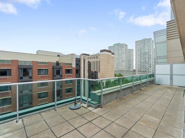 1 Shore Lane 619, Jersey City NJ 07302