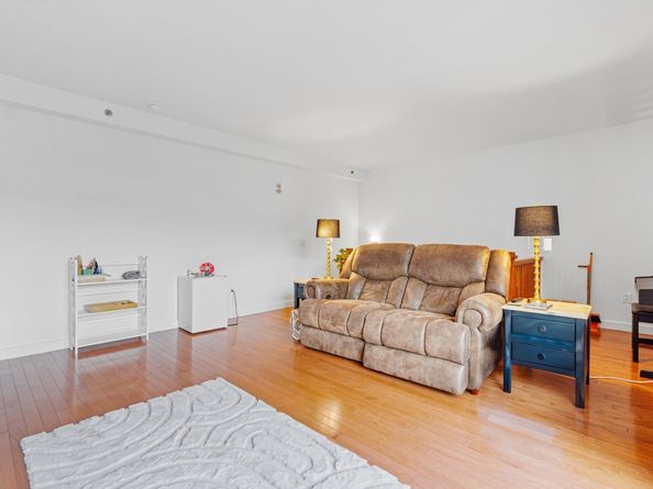 1 Shore Lane 619, Jersey City NJ 07302