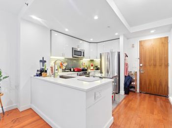 1 Shore Lane