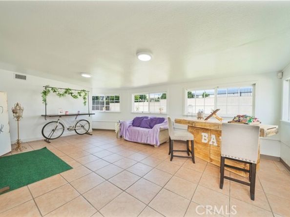 371 S Alexander Avenue, Upland CA 91786