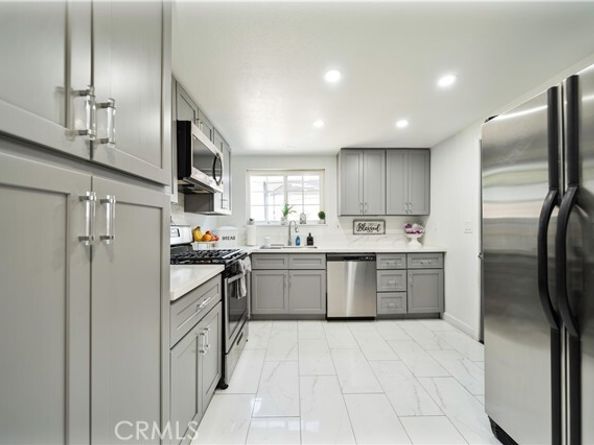 371 S Alexander Avenue, Upland CA 91786