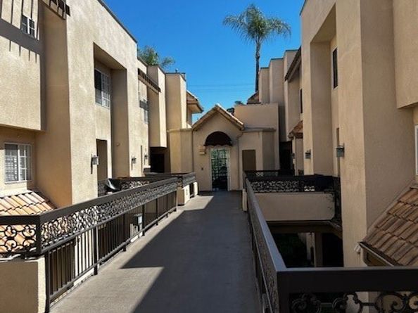537 N Adams, Glendale CA 91206