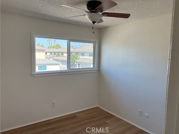 21 Scottsdale, Carson CA 90745