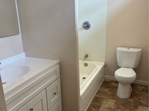 21 Scottsdale, Carson CA 90745