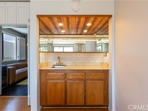 11322 Camarillo Street 204, North Hollywood (los Angeles) CA 91602