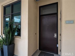 133 The Promenade 319, Long Beach CA 90802