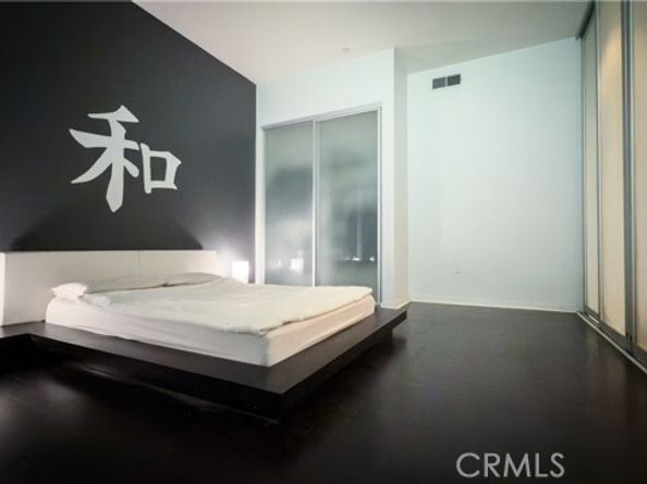 133 The Promenade 319, Long Beach CA 90802
