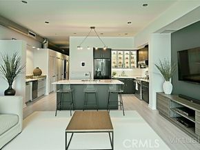 133 The Promenade 319, Long Beach CA 90802