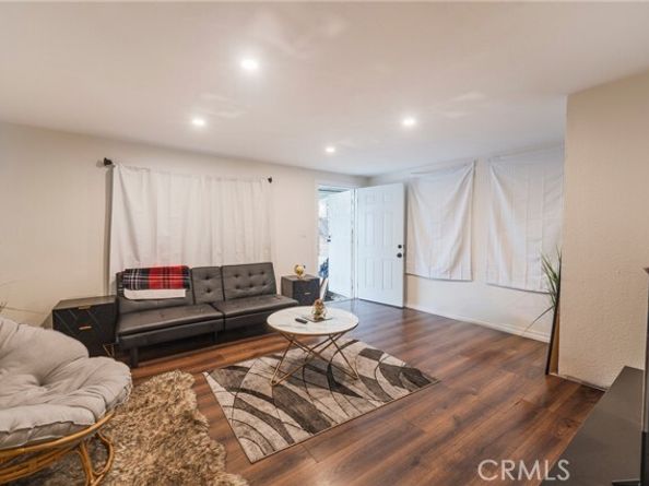 10608 Whittier Boulevard, Whittier CA 90606