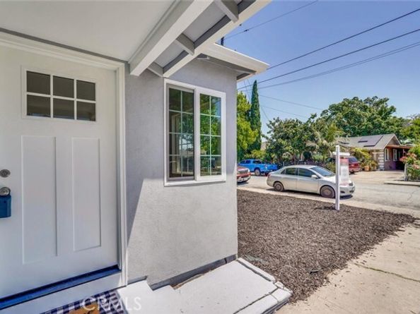 1221 Westminster Avenue, East Palo Alto CA 94303