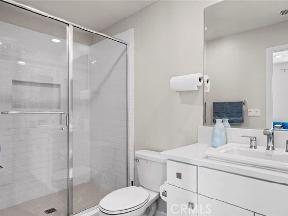 584 Catalonia, Lake Forest (el Toro) CA 92630
