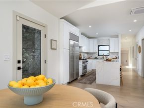 223 Howland Canal, Venice (los Angeles) CA 90291