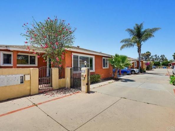 220 Calle Primera, San Ysidro (san Diego) CA 92173