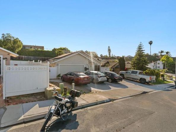 134 Demona Pl, Spring Valley CA 91977