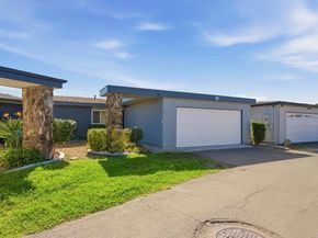3890 Vista Campana 39, Oceanside CA 92057