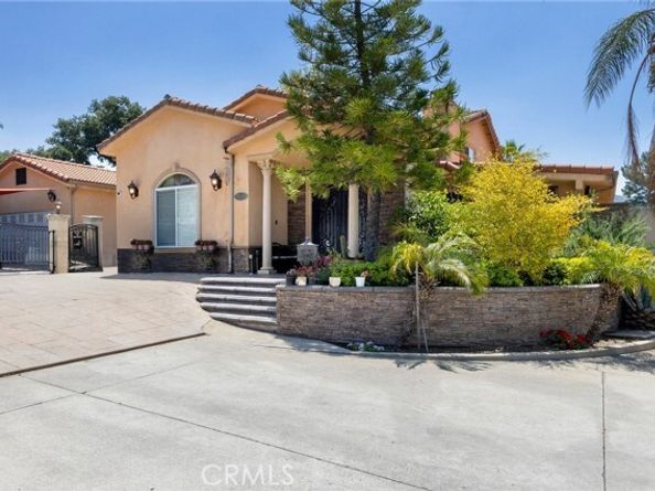 10610 Oak Tree Way, Sunland (los Angeles) CA 91040
