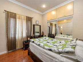 10610 Oak Tree Way, Sunland (los Angeles) CA 91040