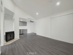 9038 Orion Avenue 209, North Hills (los Angeles) CA 91343