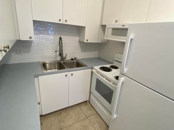 1134 E 5th Ave, Escondido CA 92025