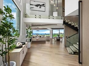 6627 Muirlands Dr, La Jolla (san Diego) CA 92037