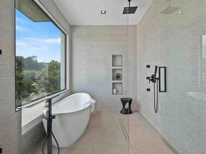 6627 Muirlands Dr, La Jolla (san Diego) CA 92037