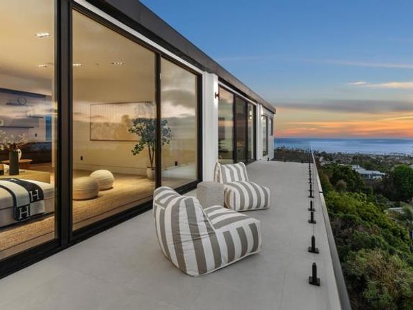 6627 Muirlands Dr, La Jolla (san Diego) CA 92037