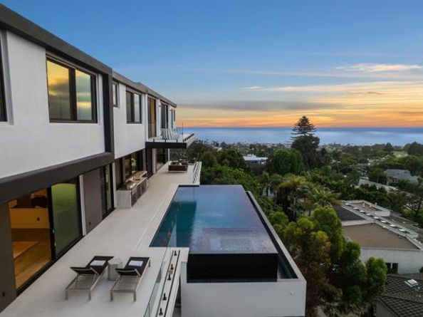 6627 Muirlands Dr, La Jolla (san Diego) CA 92037