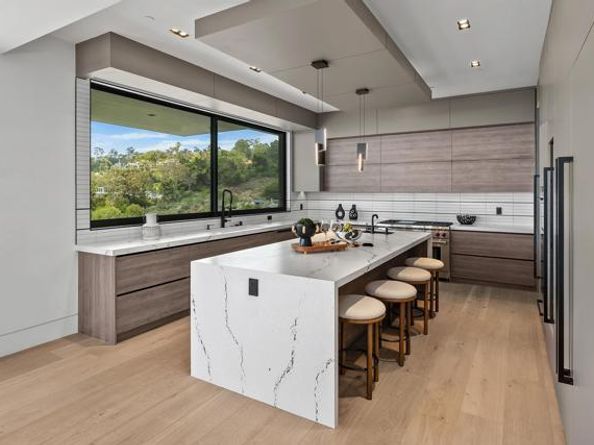 6627 Muirlands Dr, La Jolla (san Diego) CA 92037