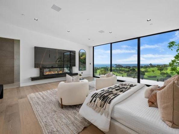 6627 Muirlands Dr, La Jolla (san Diego) CA 92037
