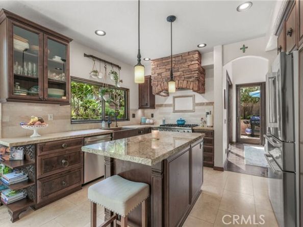 19066 Willow Brook, Lake Forest (el Toro) CA 92679