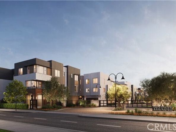 709 S Lyon Street, Santa Ana CA 92705