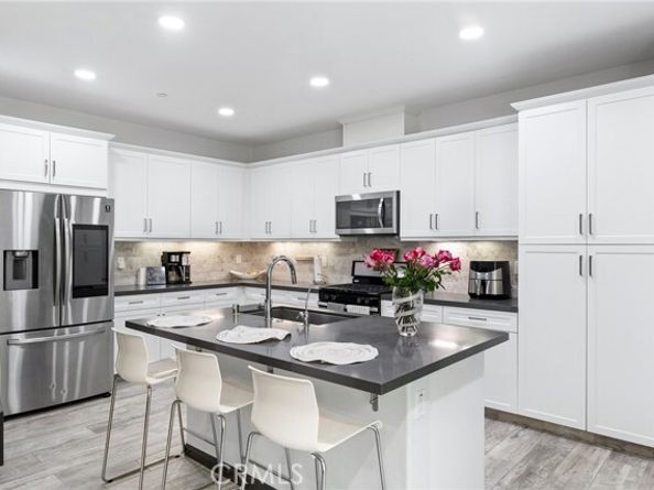 209 El Paseo, Lake Forest (el Toro) CA 92610