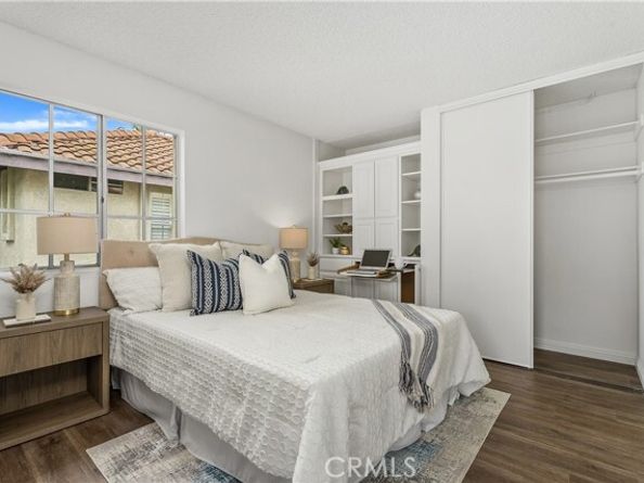 23371 La Crescenta, Mission Viejo CA 92691