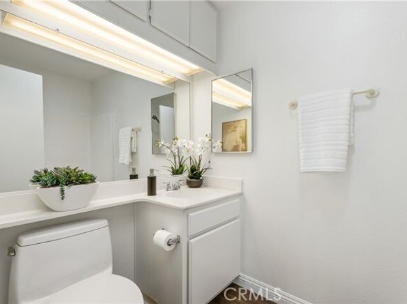 23371 La Crescenta, Mission Viejo CA 92691