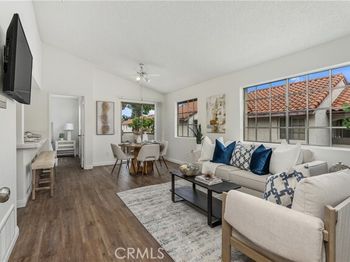 23371 La Crescenta