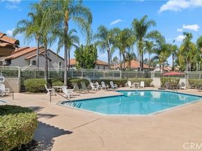 23371 La Crescenta, Mission Viejo CA 92691