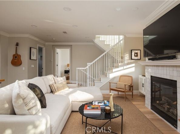 433 Acacia, Corona Del Mar (newport Beach) CA 92625
