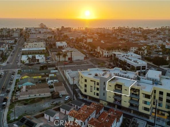 414 Main St. 410, Huntington Beach CA 92648