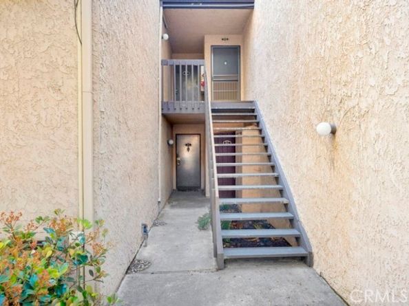 7890 E Spring Street 2F, Long Beach CA 90815