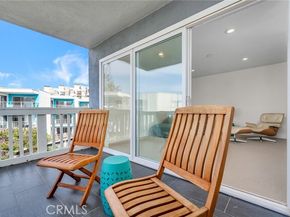 610 The Village, Redondo Beach CA 90277