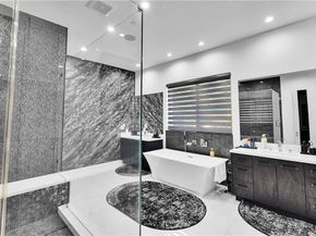 9218 Encino Avenue, Northridge (los Angeles) CA 91325