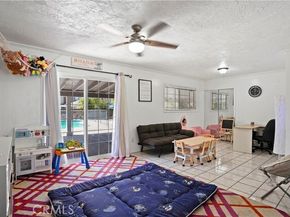9021 Oneida Avenue, Sun Valley (los Angeles) CA 91352