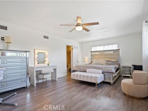 9021 Oneida Avenue, Sun Valley (los Angeles) CA 91352