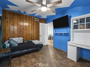 8134 Baird Avenue, Reseda (los Angeles) CA 91335