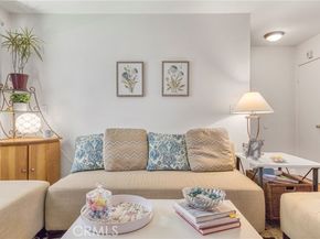 15155 Sherman Way 14, Van Nuys (los Angeles) CA 91405